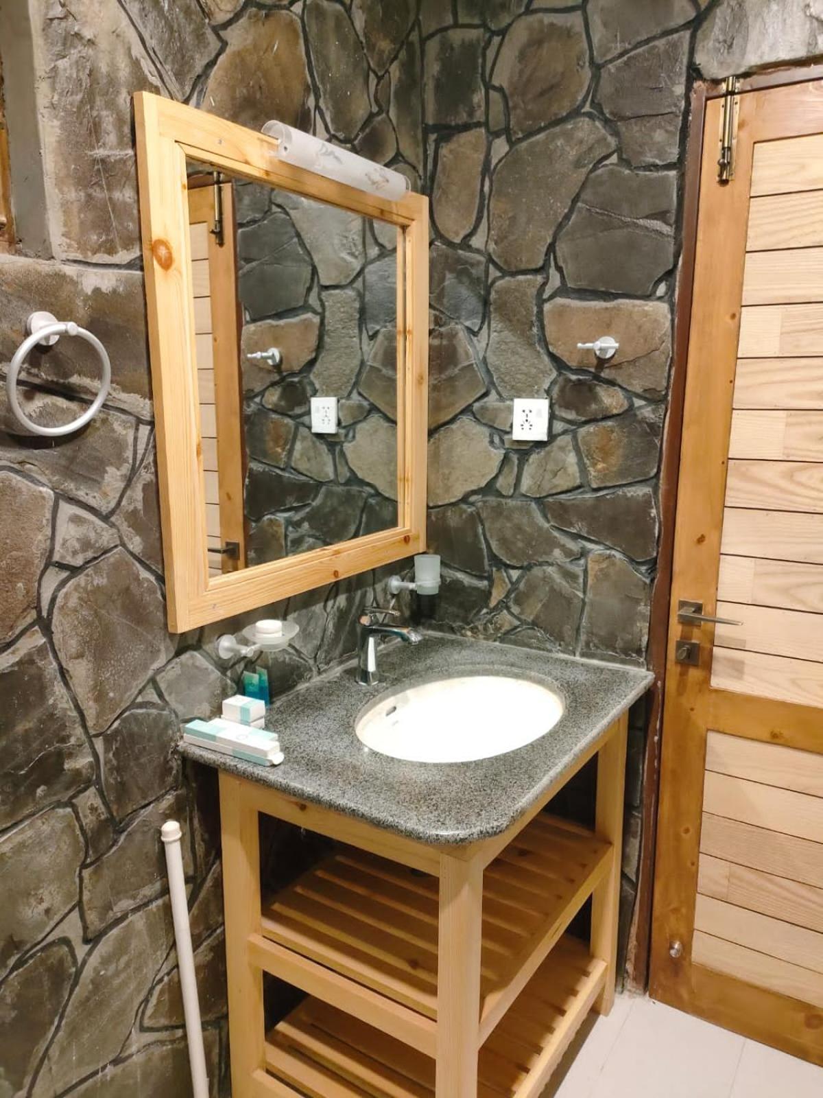 Dream Nest Resorts Skardu Exterior photo